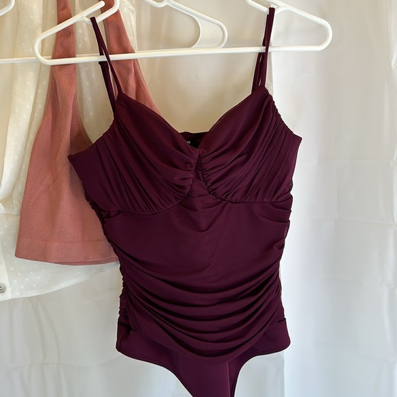 (5) Woman’s tops size M/L - Picture 7 of 15